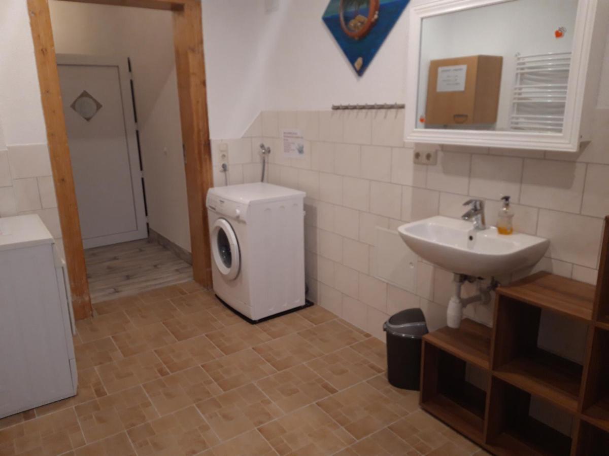 Ferienwohnung Erz-Hostel Thermalbad Wiesenbad Kültér fotó